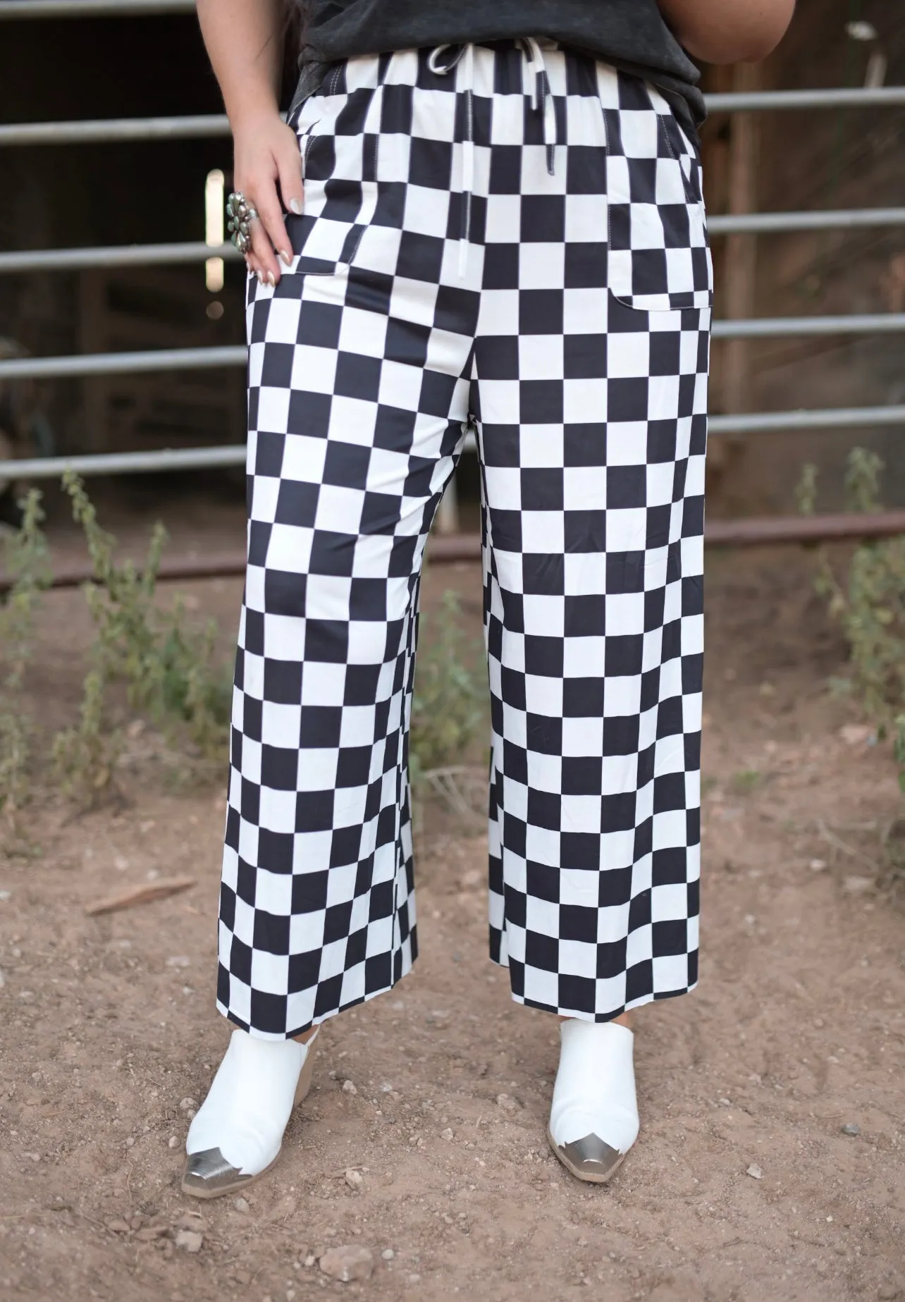 2108  BLACK WHITE CHECK PANT (7)