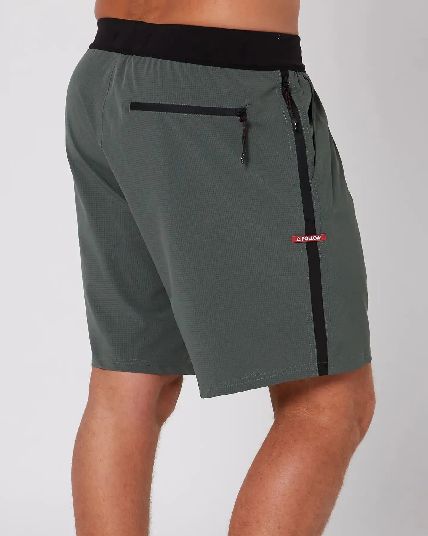 Follow Tech Shorts - Olive