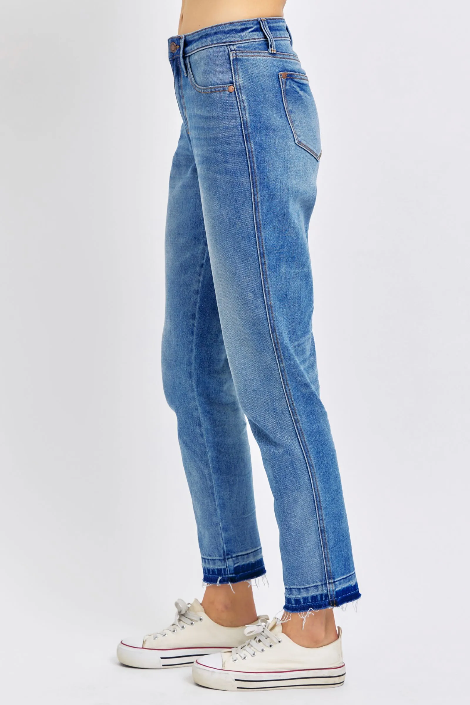 Judy Blue Mid Rise Rigid Magic Release Hem Boyfriend Jeans