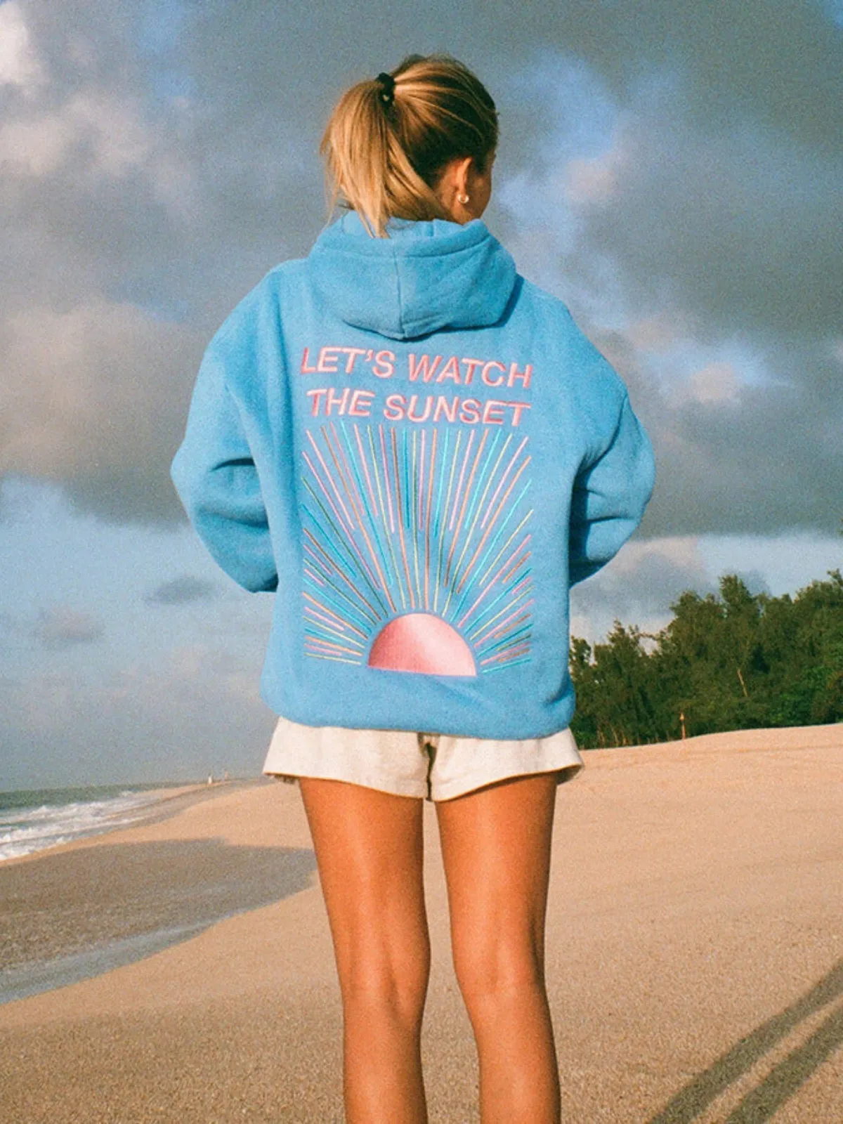 Nola - lightweight hoodie
