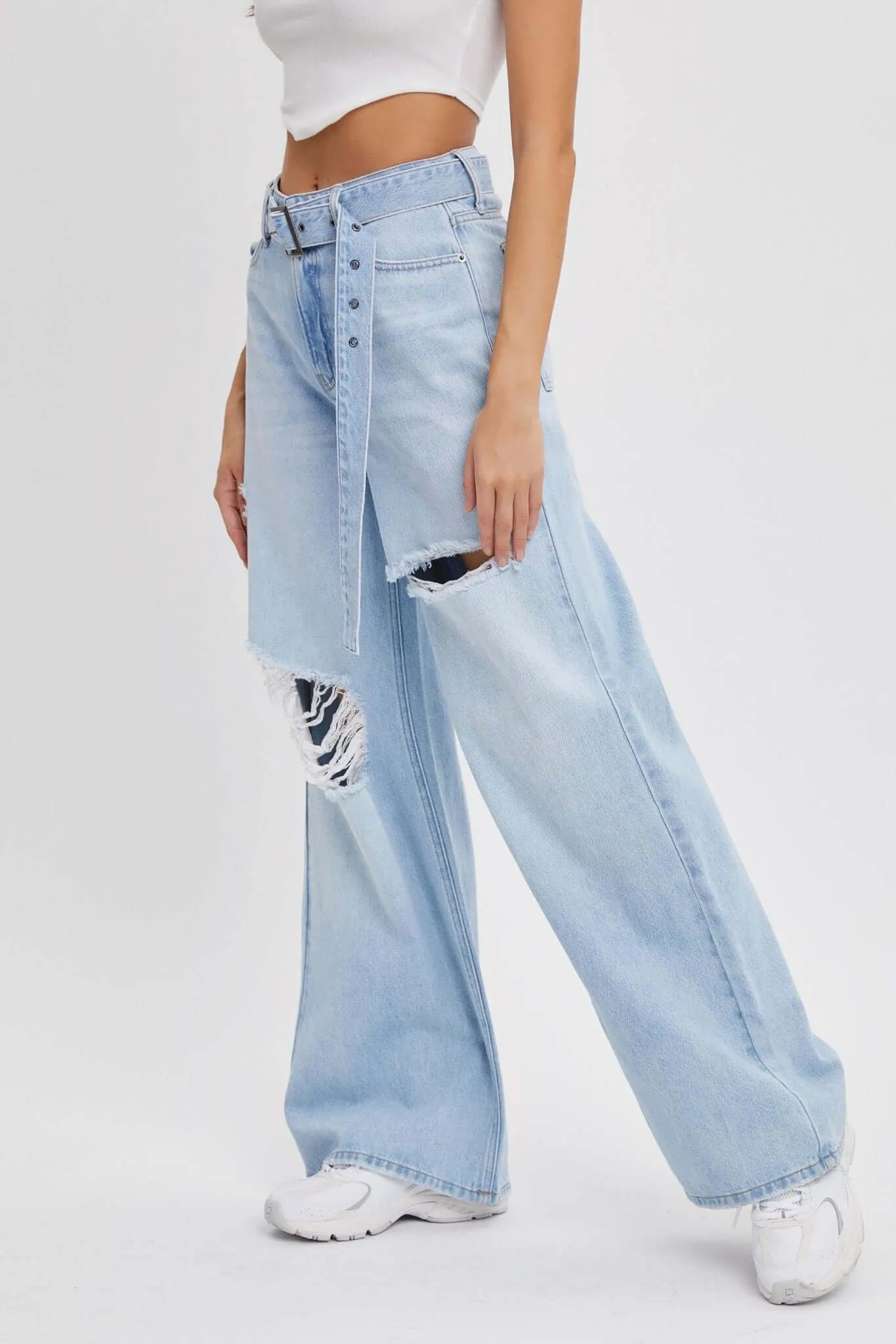 The Jenna Jeans- High Rise Wide Leg Belted Light Wash Jeans