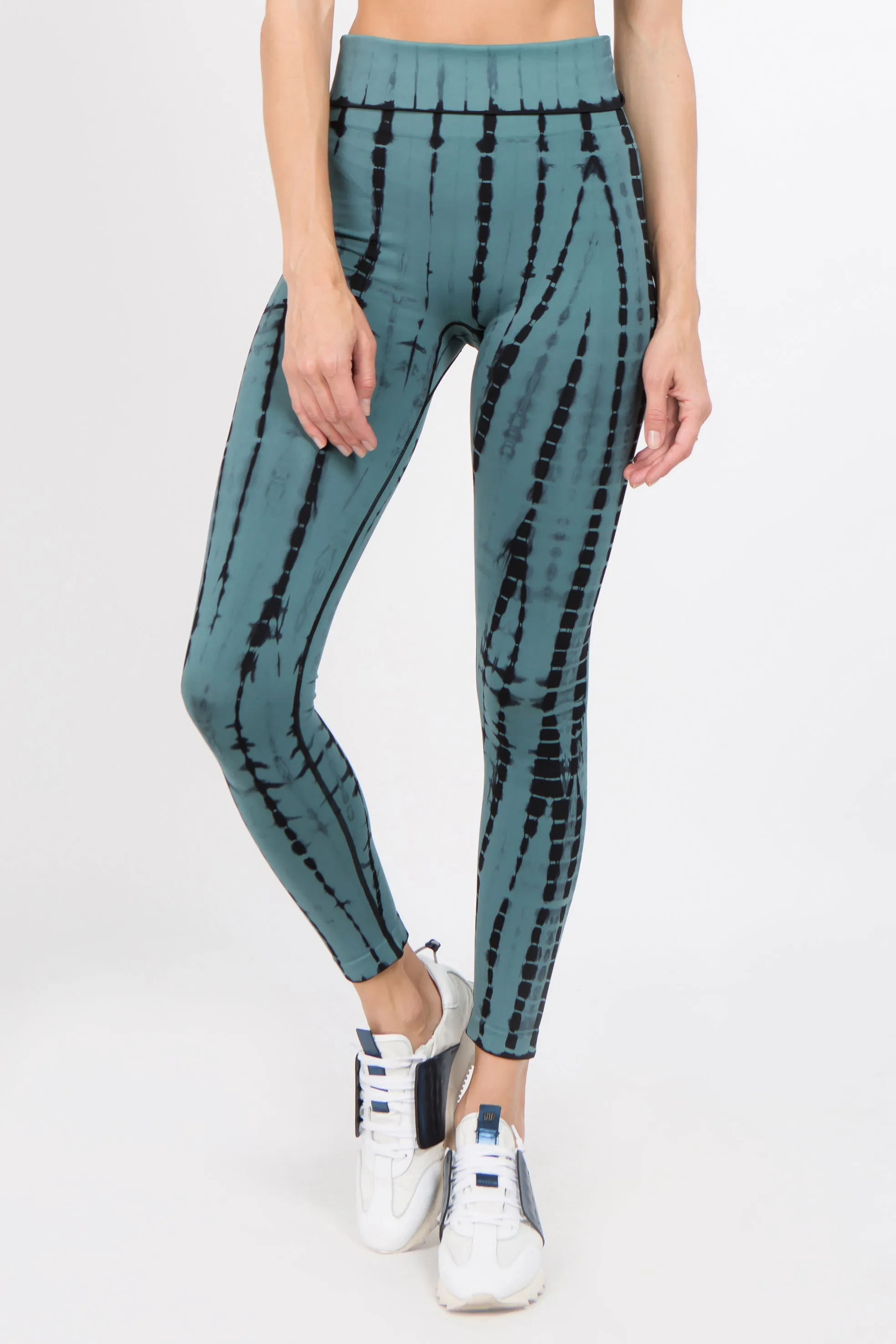 Tie Dye Stripe Performance Leggings