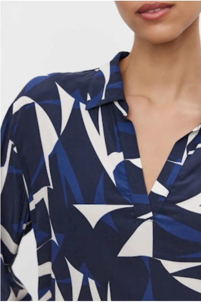Velvet by Graham & Spencer Carah 06 Printed Blouse | Navy/Ecru