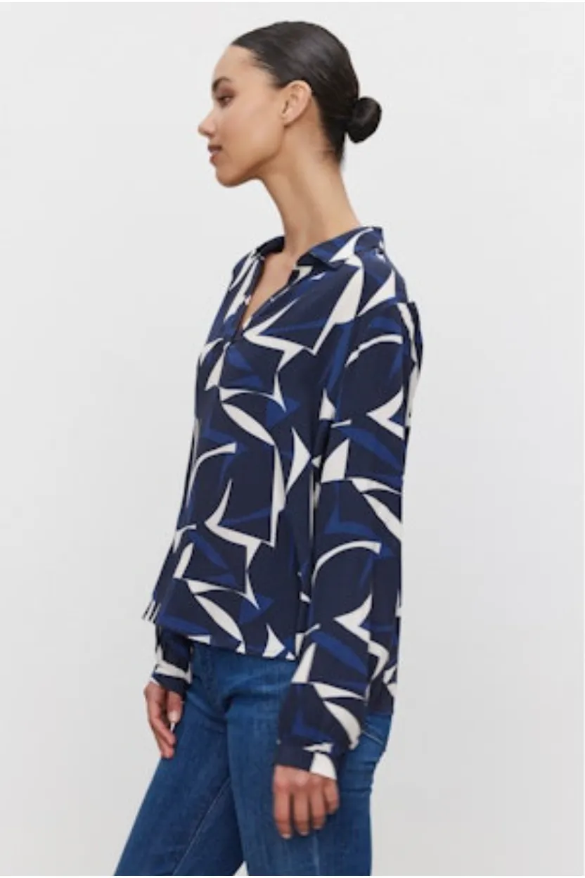 Velvet by Graham & Spencer Carah 06 Printed Blouse | Navy/Ecru